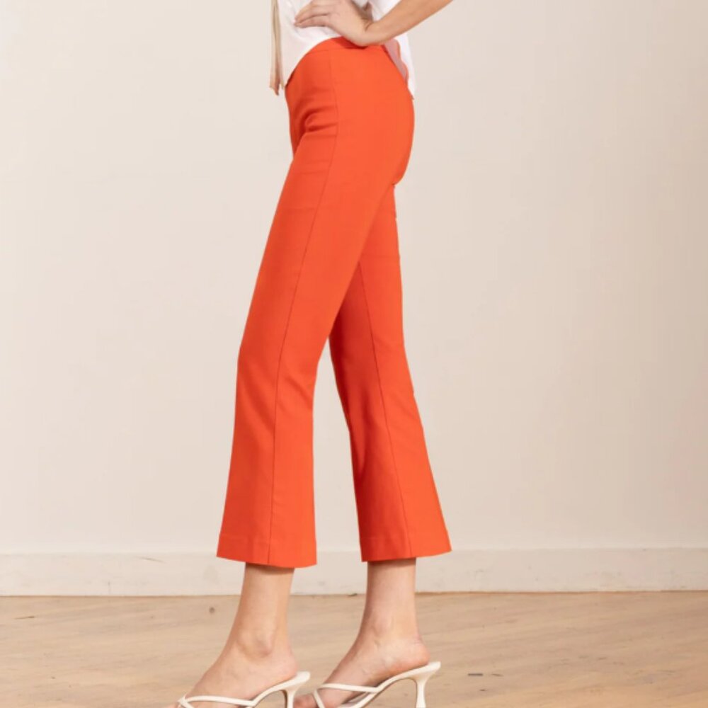 Avenue Montaigne LEO Signature Fiesta (Red) Size 2 Pant